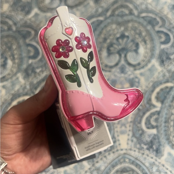 Neon Boot wall plug - Picture 4 of 4